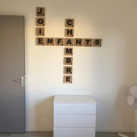 Lunel 250 M2 -axe Montpellier-grande Motte Villa *