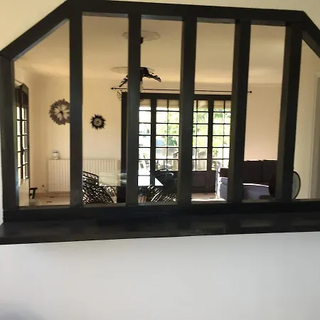 Villa Lunel 250 M2 -axe Montpellier-grande Motte *