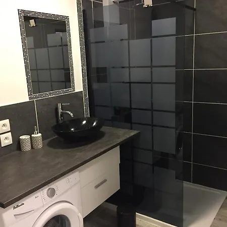Lunel 250 M2 -axe Montpellier-grande Motte Villa Lunel (Herault)