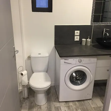 250 M2 -axe Montpellier-grande Motte * Lunel (Herault)